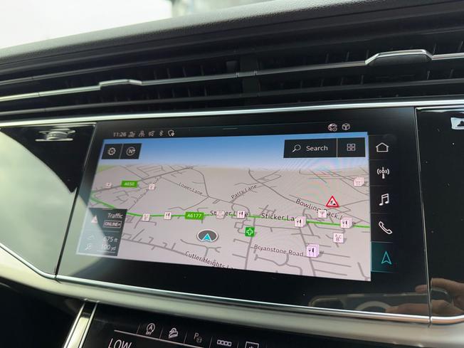 AUDI Q7 Photo 45