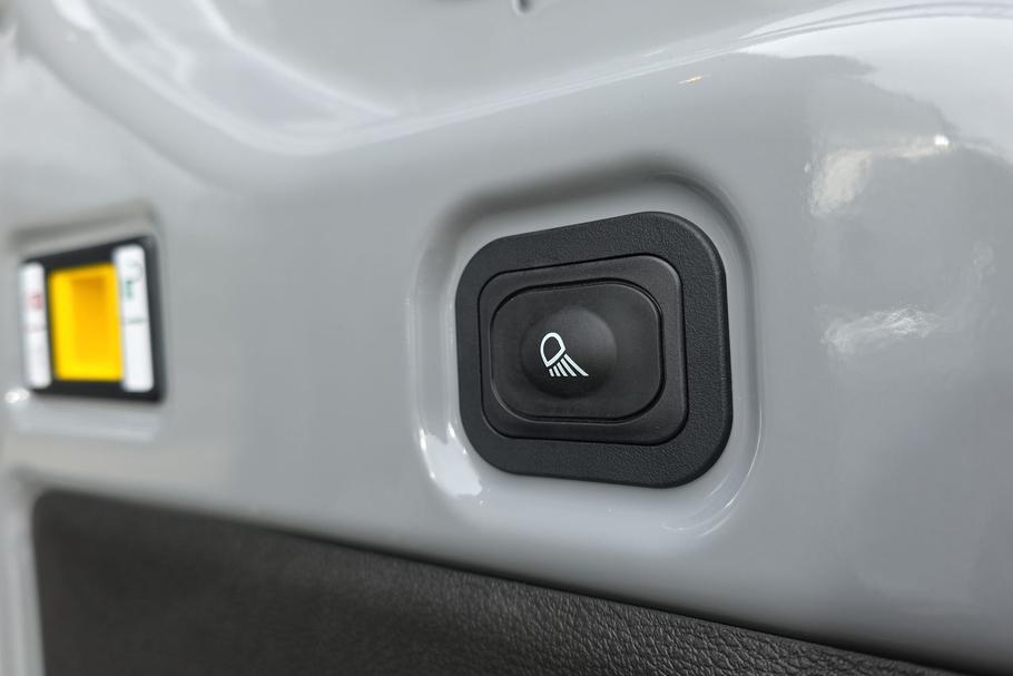 Used FORD TRANSIT LS75OOG 28