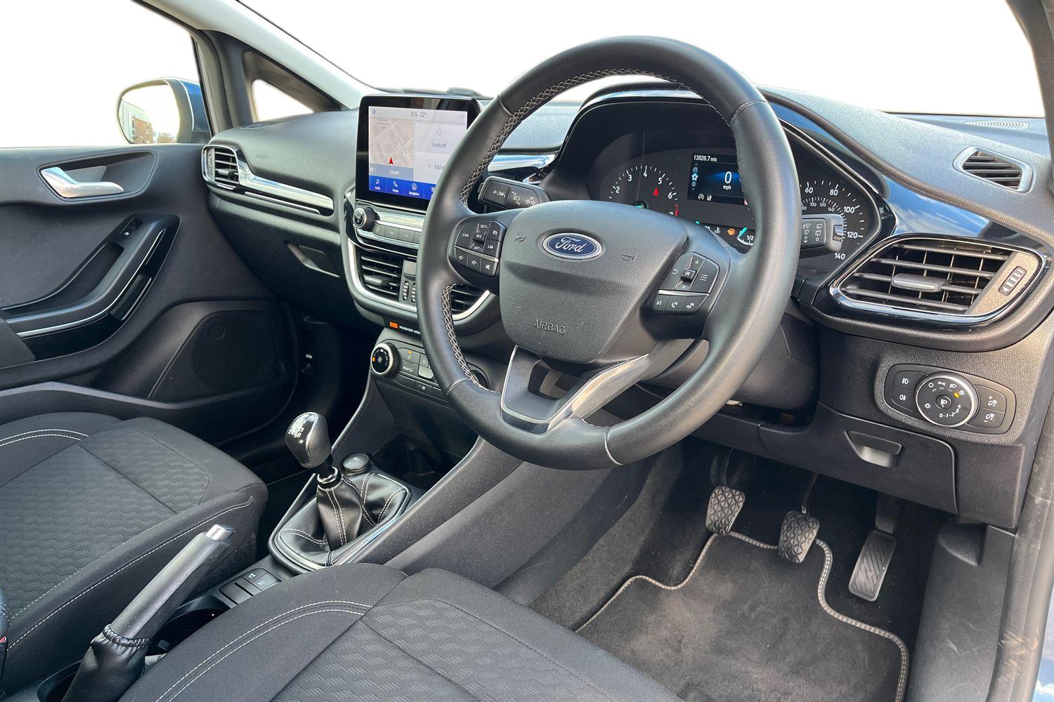 Ford Fiesta Photo 8
