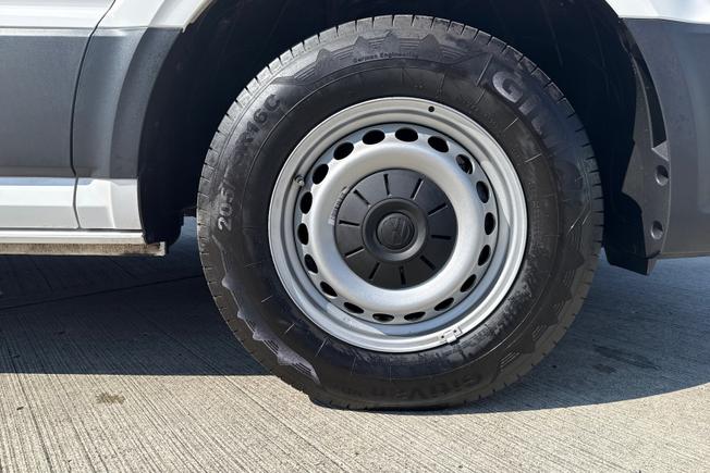 VOLKSWAGEN Crafter Photo 5