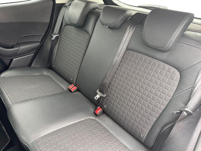 FORD Fiesta Photo 9