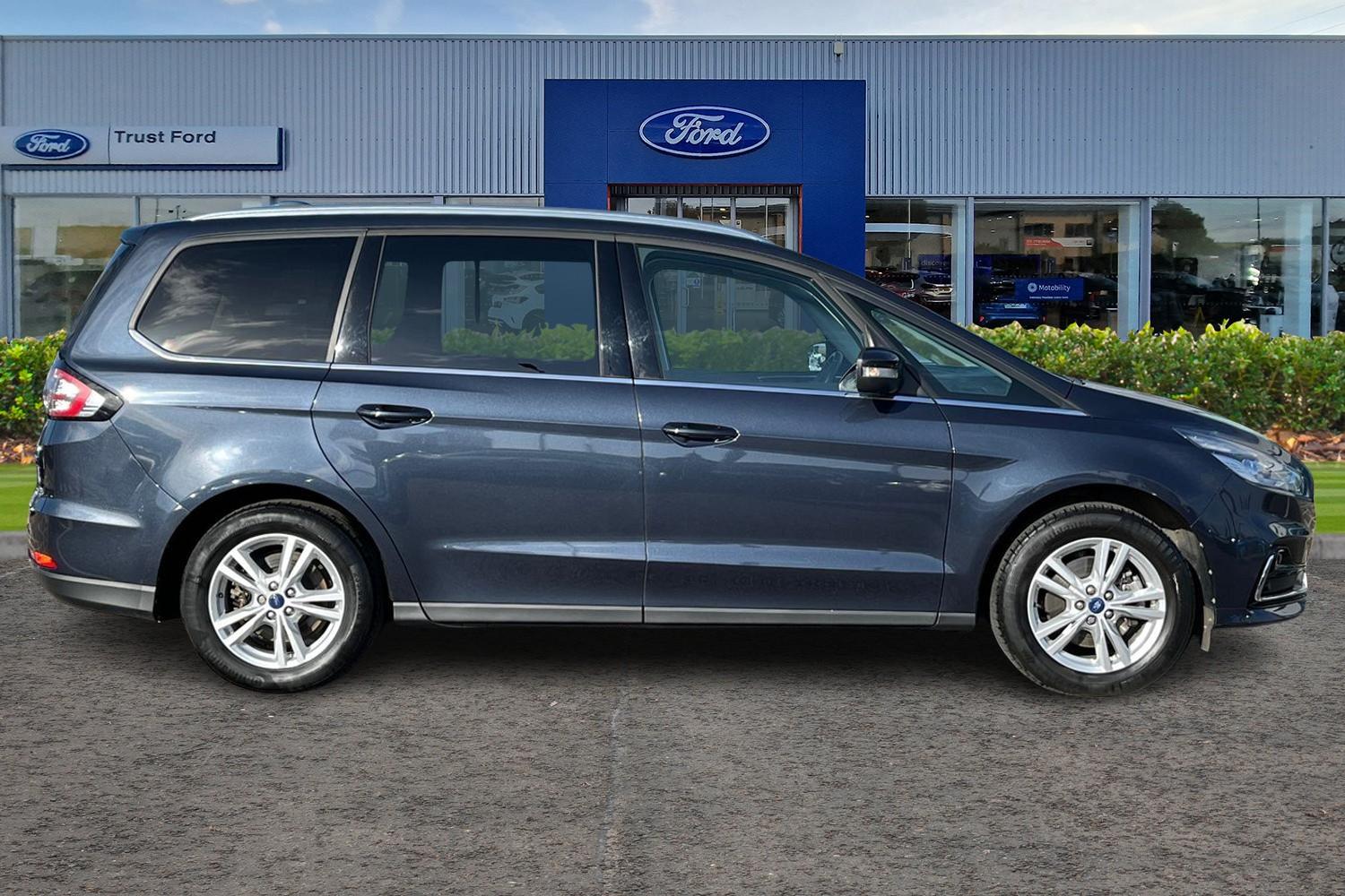 Ford GALAXY Photo 2