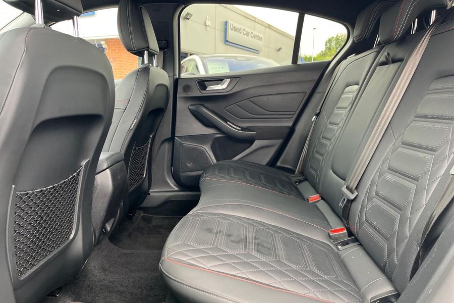 Ford Focus Photo autoimg-7f9ed29cc804999541a6631d2f3d4b8313c1b1f2.jpg