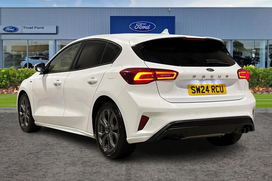 Ford FOCUS Photo autoimg-7fa0a93a86bedaec65f9addcd69321e9ed524368.jpg