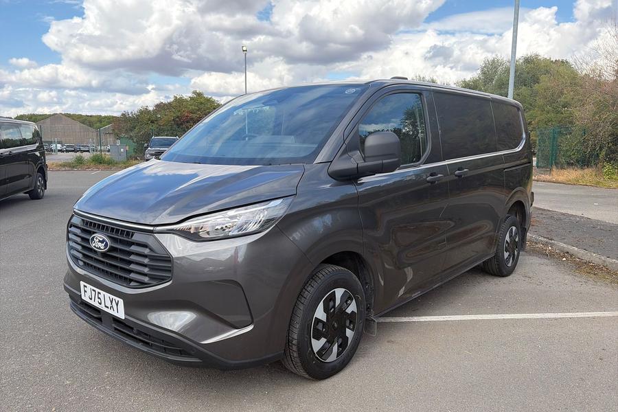 Ford TRANSIT CUSTOM Photo autoimg-7fa6fd5930ed6203938a276f37c56c7c4bbc9bfc.jpg