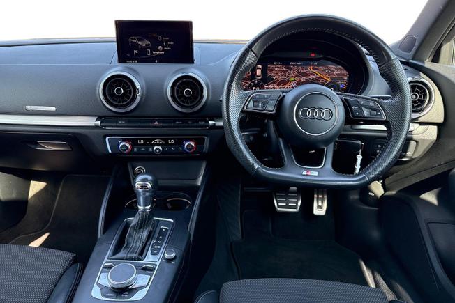 AUDI A3 Photo 11
