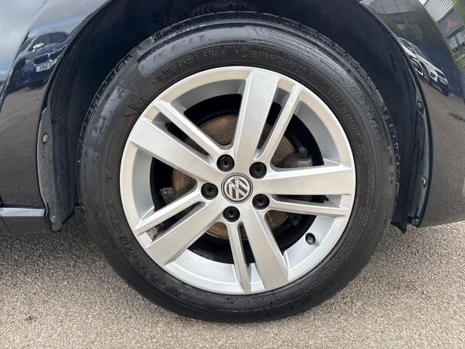 VOLKSWAGEN Polo Photo 5