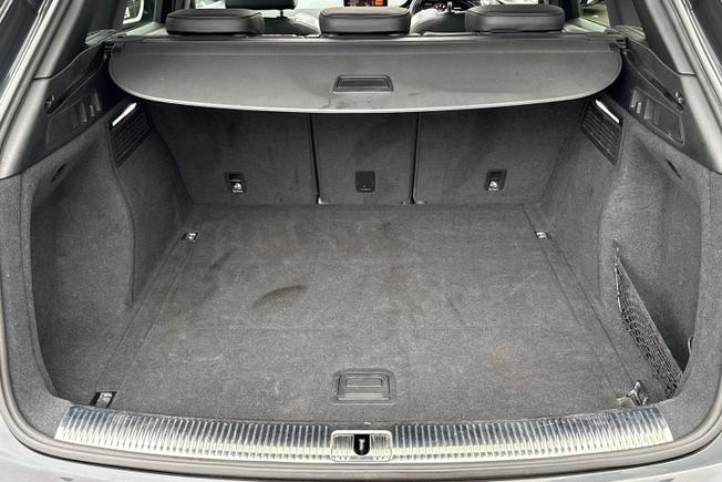 AUDI SQ5 Photo 12