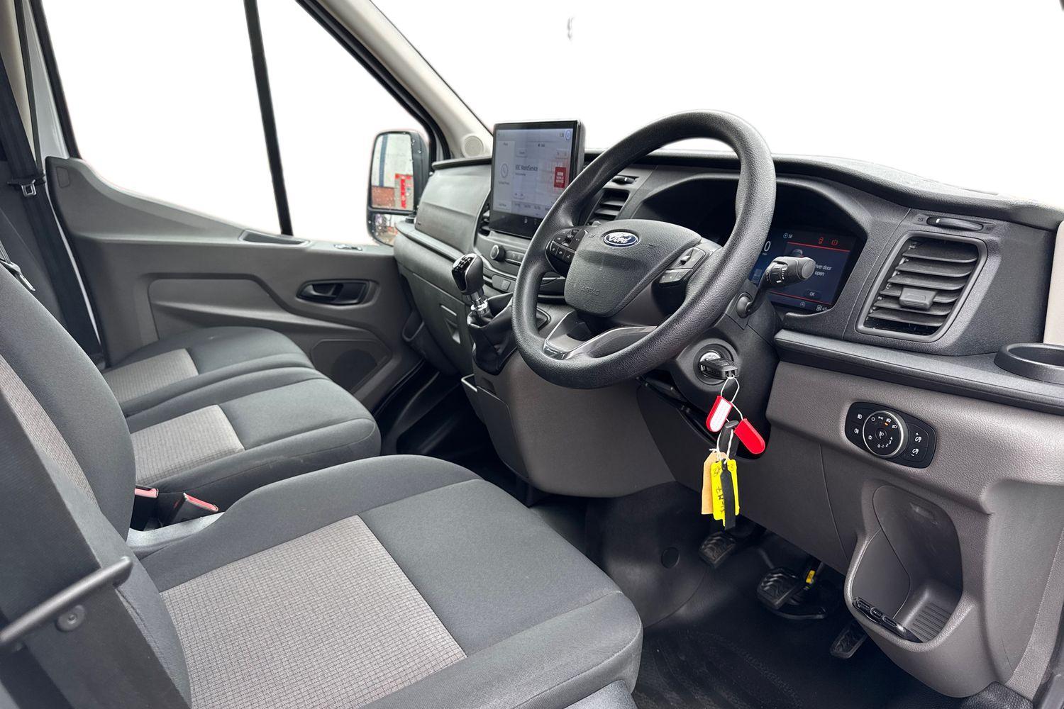 Ford TRANSIT Photo 13