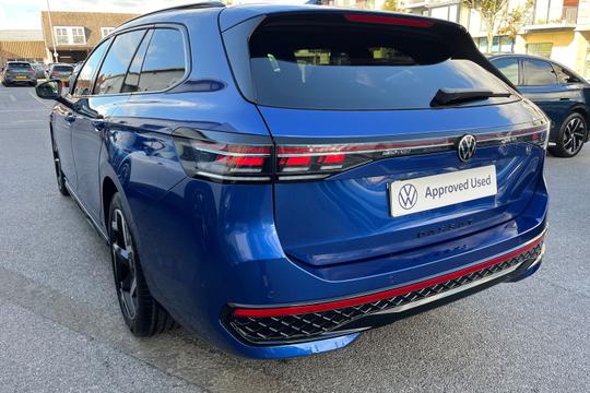 Volkswagen Passat Photo autoimg-7fb9f7000f4d1c2e4a2019fbec174339a470cfe3.jpg