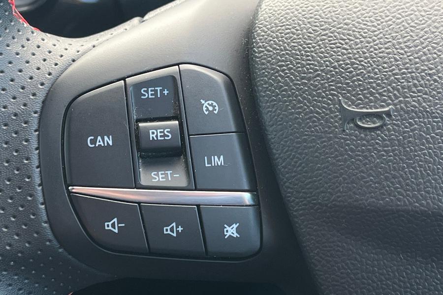 Ford PUMA Photo autoimg-7fc17439412e48bdc1c7fd54bceb7ec0361ff171.jpg