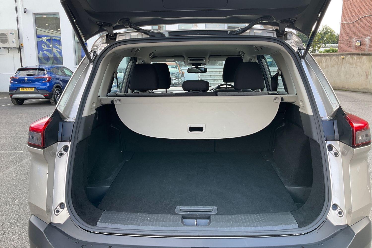 Nissan X-TRAIL Photo 20
