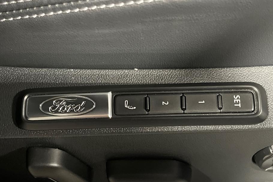 Used Ford Explorer 27