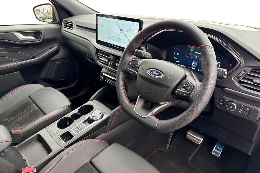 Ford KUGA Photo autoimg-7fc46db0eff0c7968104403a26116101f27eb94a.jpg