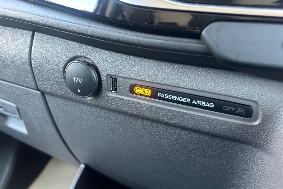 Used Ford E-TRANSIT MJ75CVE 27