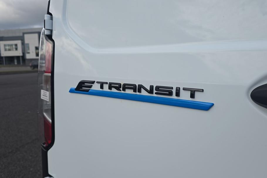 Used FORD TRANSIT COURIER JMZ5483 19