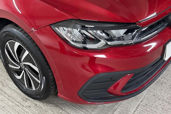 VOLKSWAGEN Polo Photo 19
