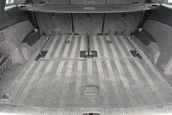 AUDI Q7 Photo 46
