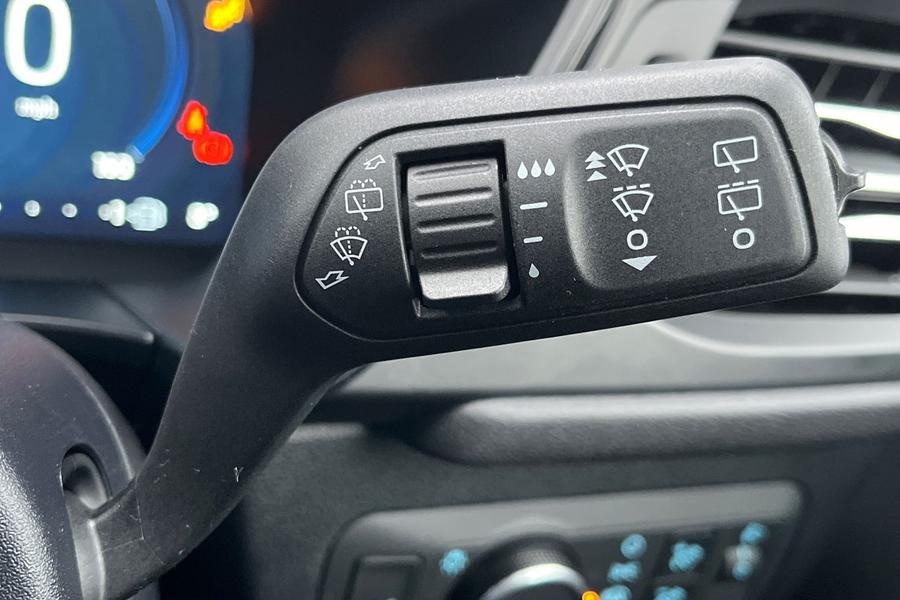 Ford KUGA Photo autoimg-7fd146f79ffa1cfbb362dfaceea327431b0b01a1.jpg