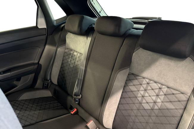 VOLKSWAGEN Polo Photo 9