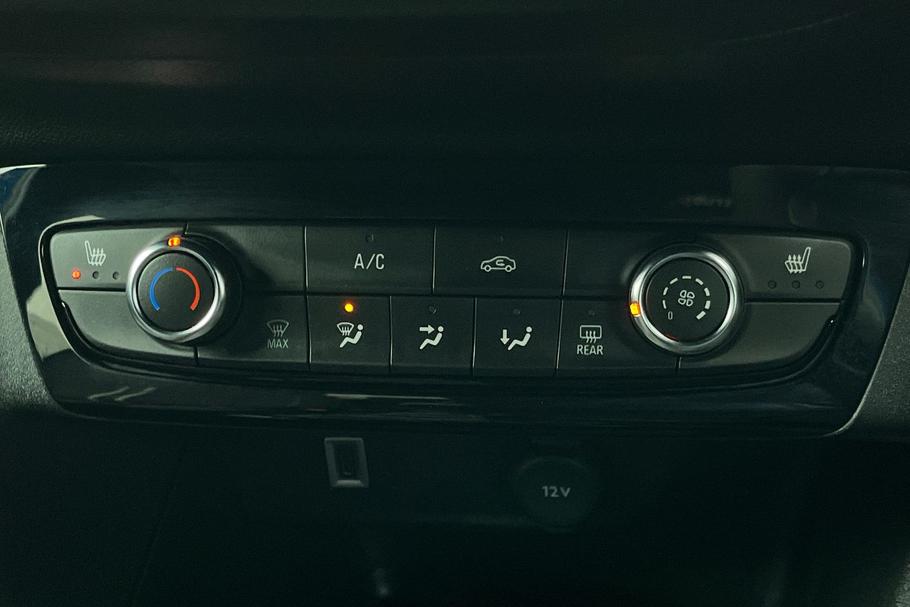 Used Vauxhall CORSA VN75BGK 31