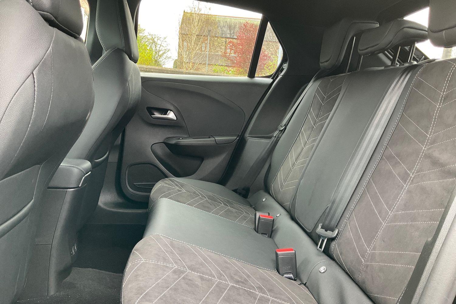 Vauxhall CORSA Photo 19