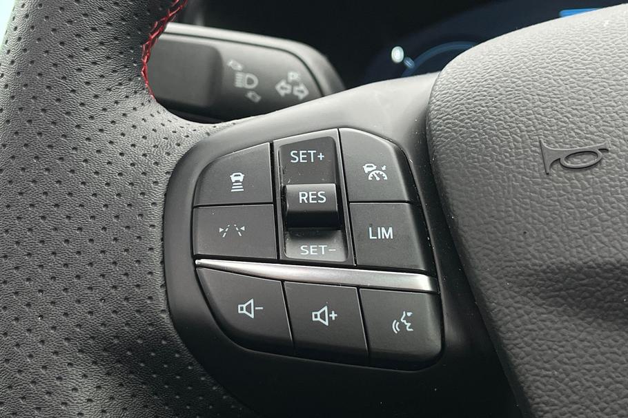 Used Ford Kuga WV25XYF 35