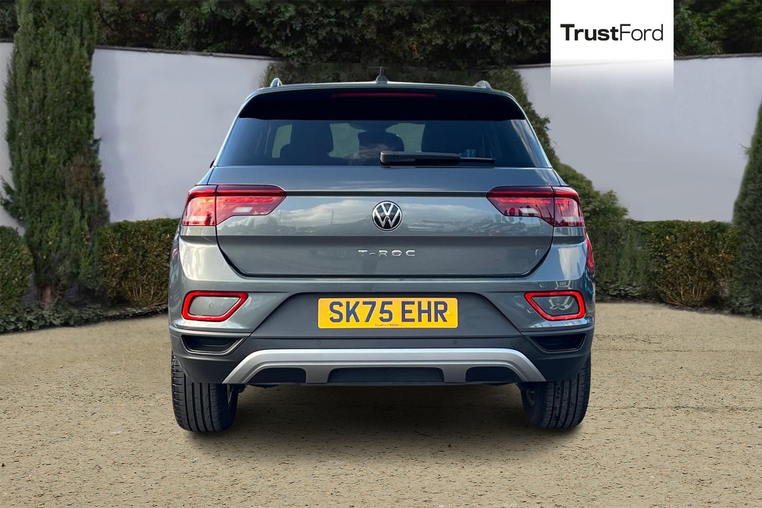 Volkswagen T-Roc Photo 6