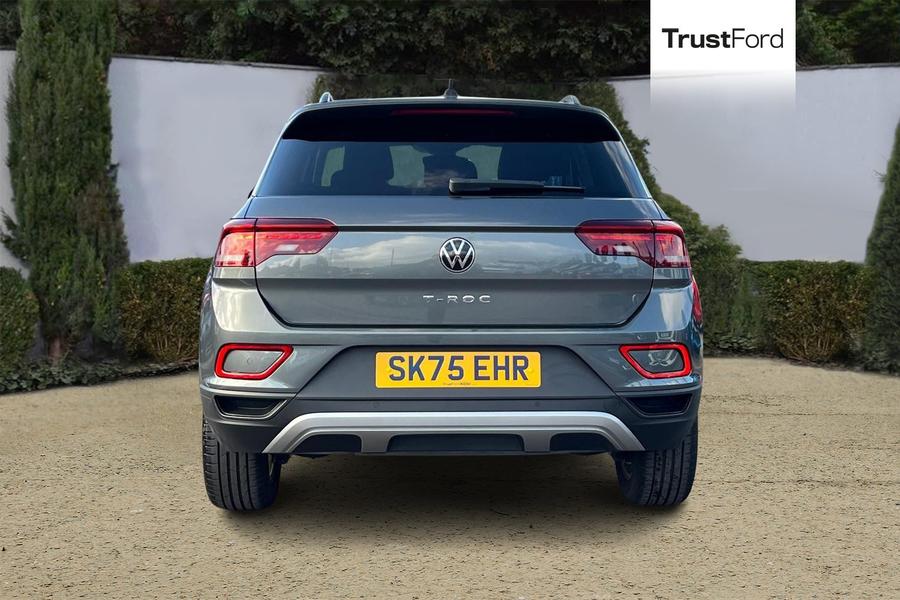 Volkswagen T-Roc Photo autoimg-7fdc7dd46814221bb6c2f5fbcf499161cd844e15.jpg