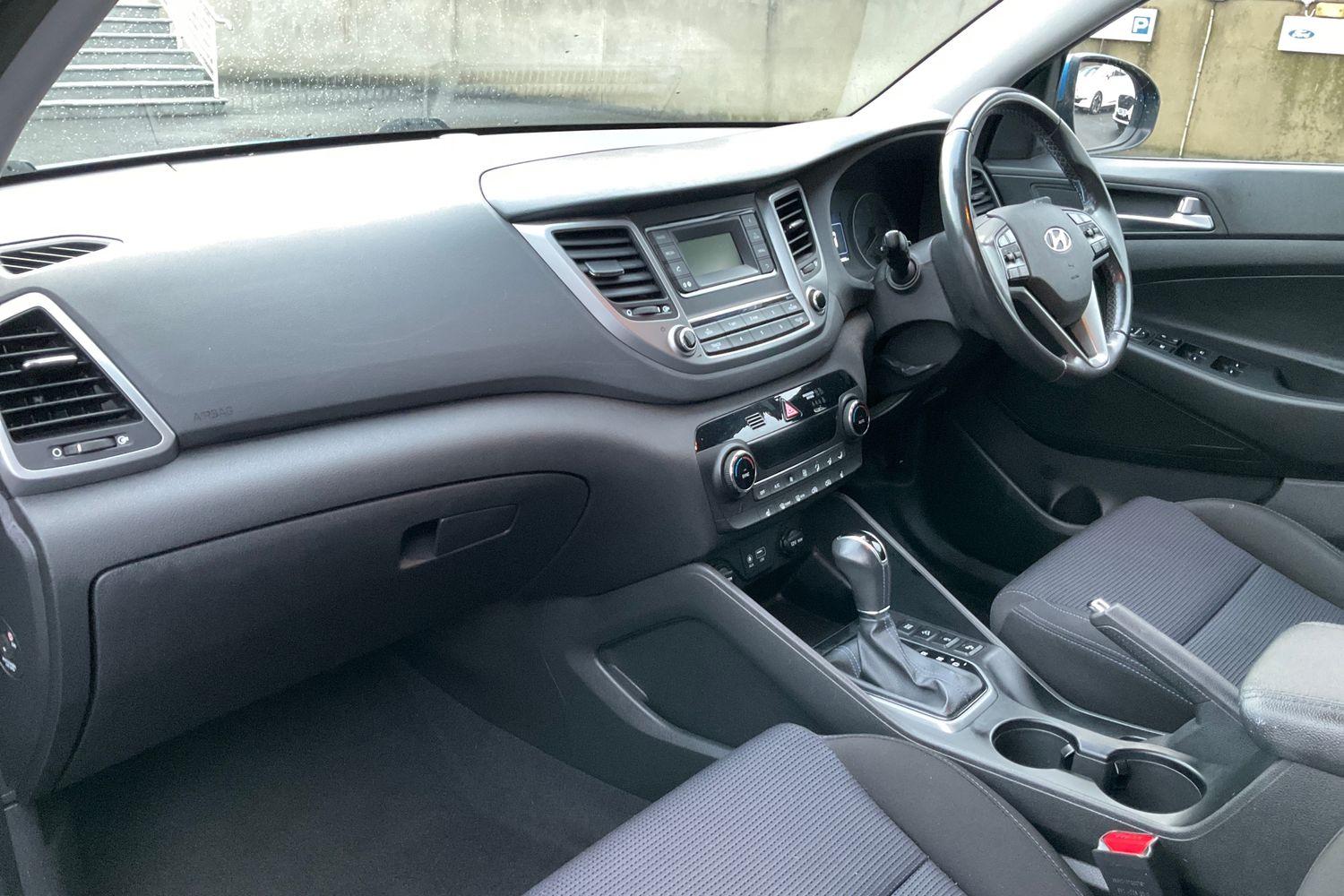 Hyundai TUCSON Photo 17