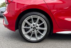 AUDI S3 Photo 5