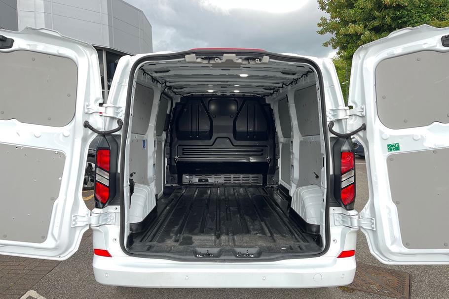 Used Ford TRANSIT CUSTOM MC24BNF 6