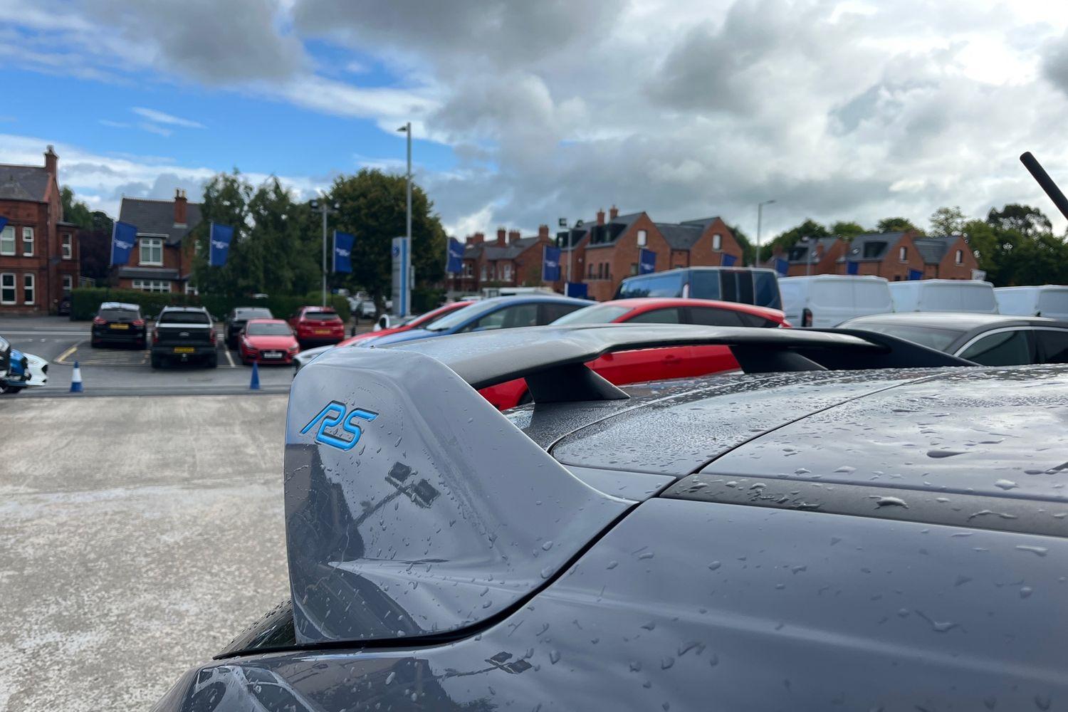 Ford FOCUS RS Photo 38