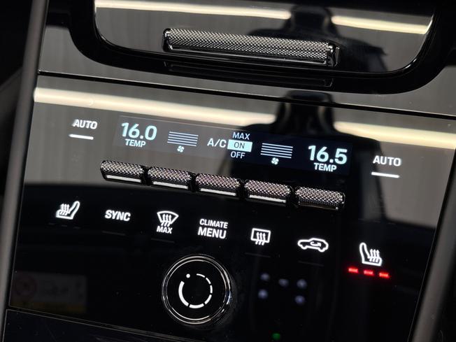 PORSCHE Cayenne Photo 40