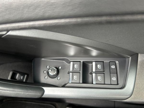 Audi Q3 Photo autoimg-7feeac7a7e78e1258630e7ea5c01571d7dc6b979.jpg