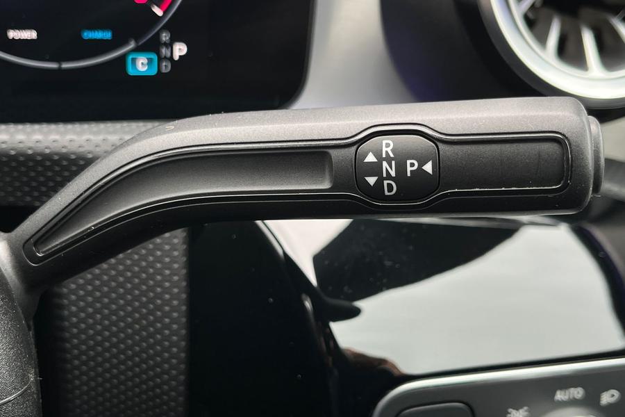 Mercedes-Benz CLA Photo autoimg-7ff33bedf50279f2d2cecaae93f61c85794fcf6d.jpg