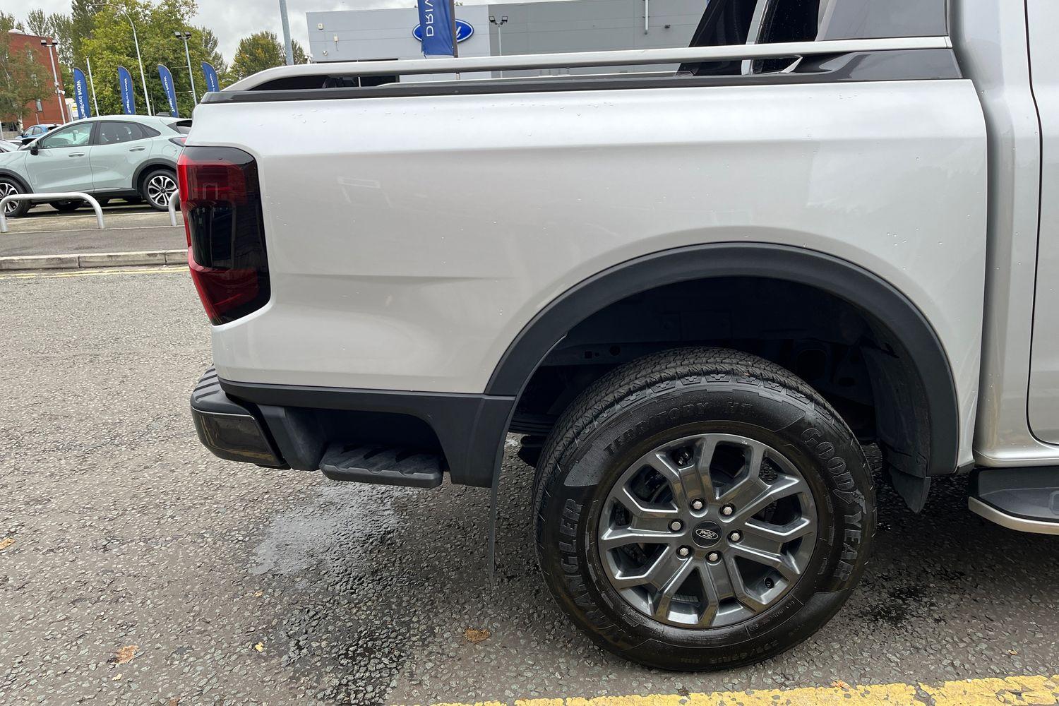 Ford RANGER Photo 29