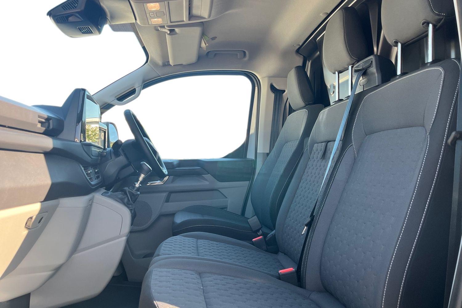 Ford TRANSIT CUSTOM Photo 9