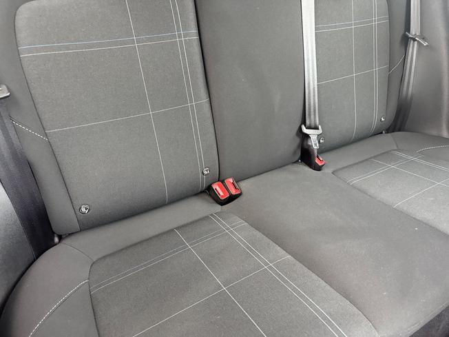 FORD Fiesta Photo 23