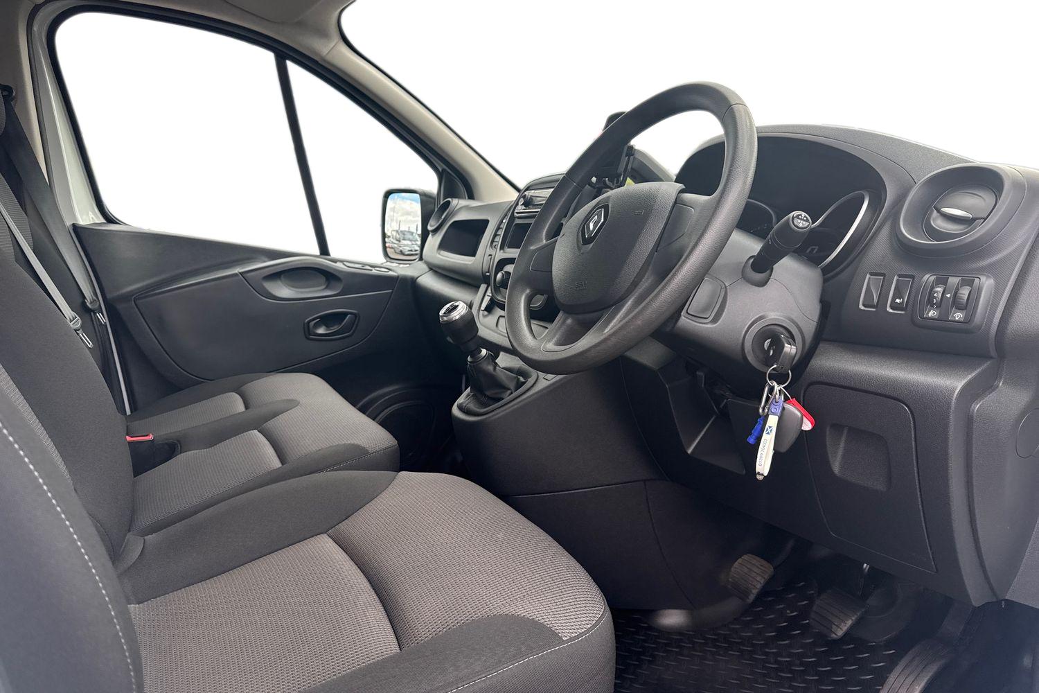 Renault TRAFIC Photo 13