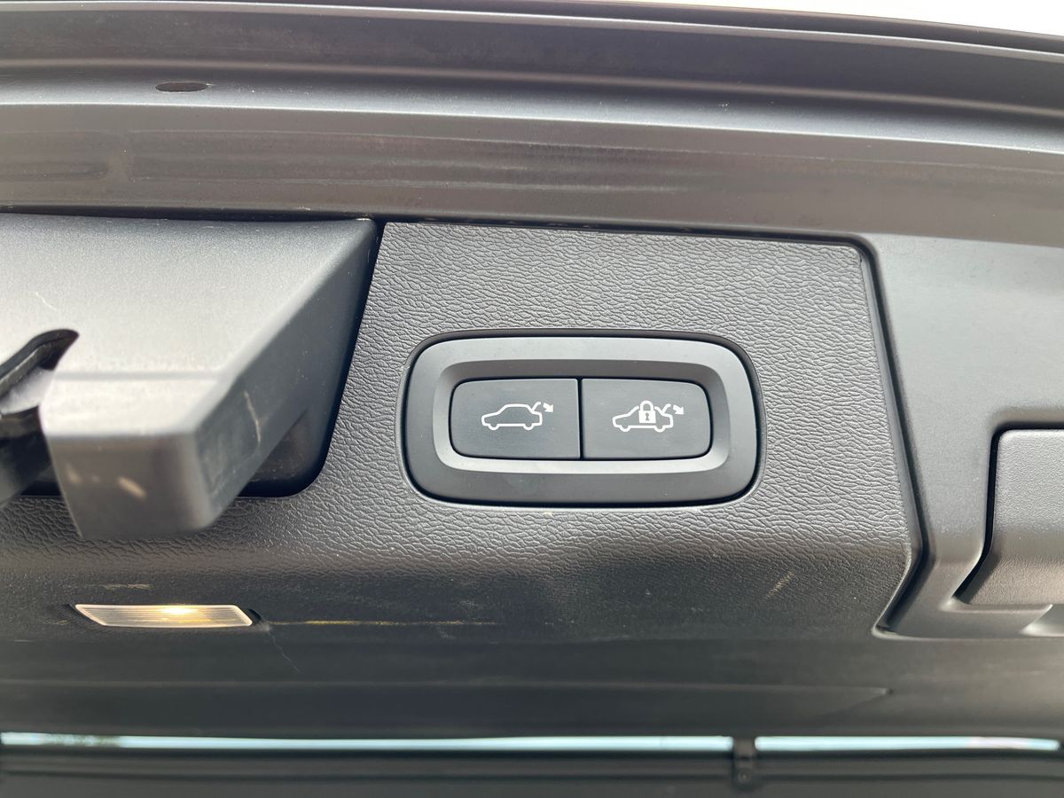 Volvo XC60 Photo 23