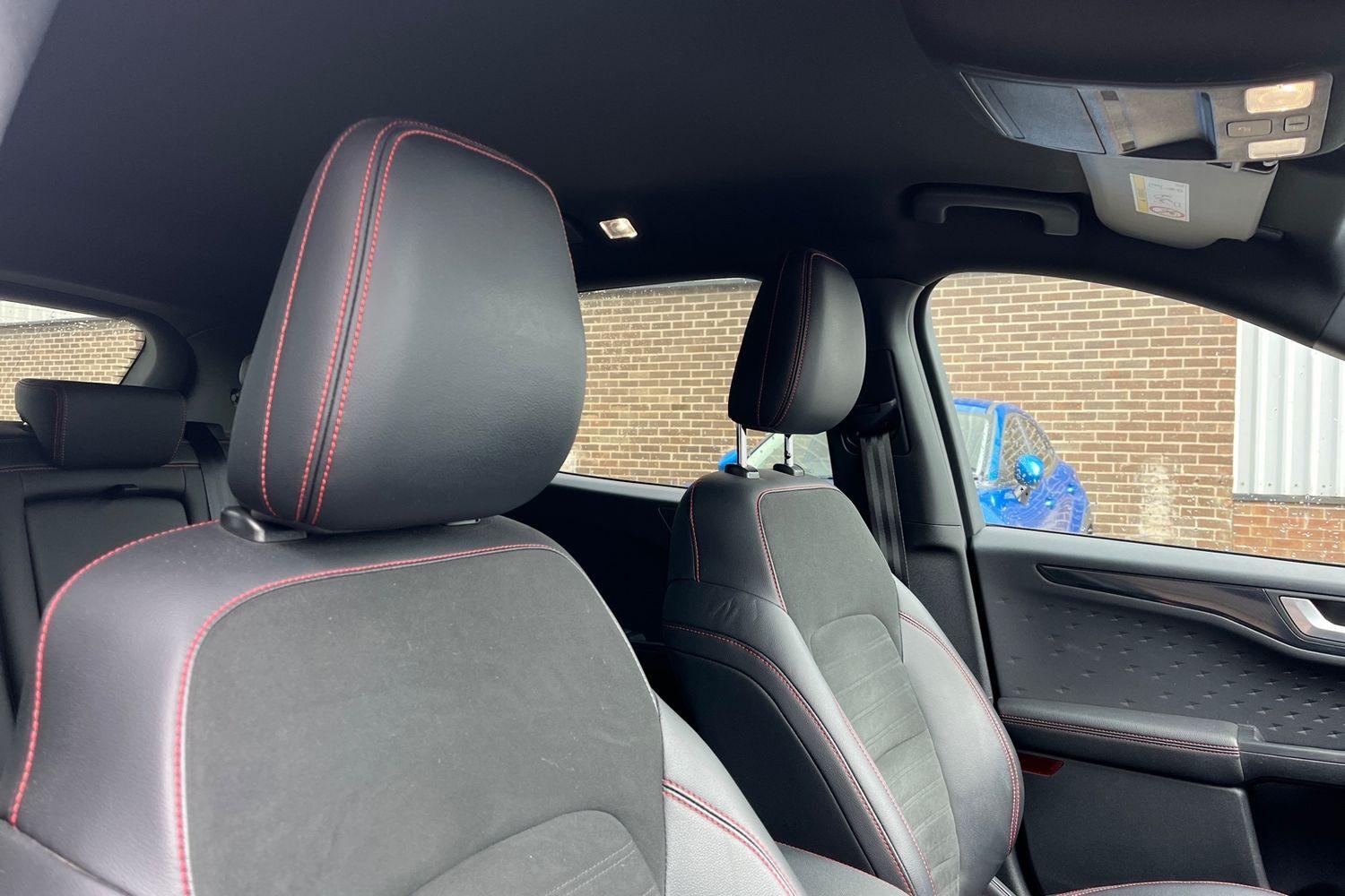 Ford KUGA Photo 16