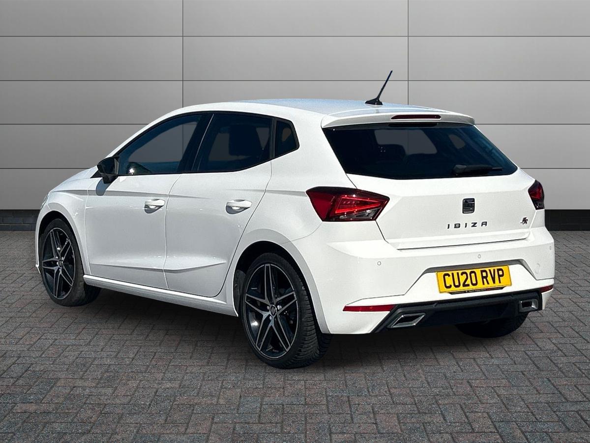 SEAT Ibiza Photo 1