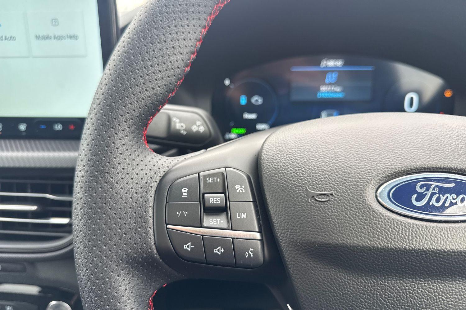 Ford KUGA Photo 31