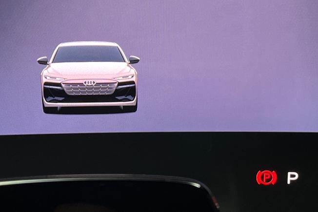 AUDI  A6 Photo 15