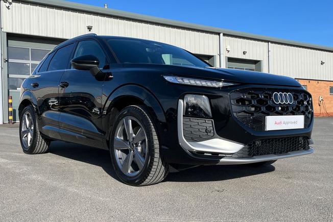 Audi Q3 Photo 22