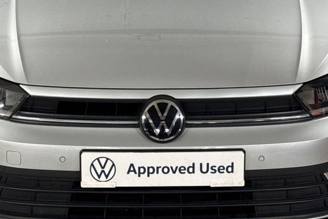 VOLKSWAGEN Polo Photo 29