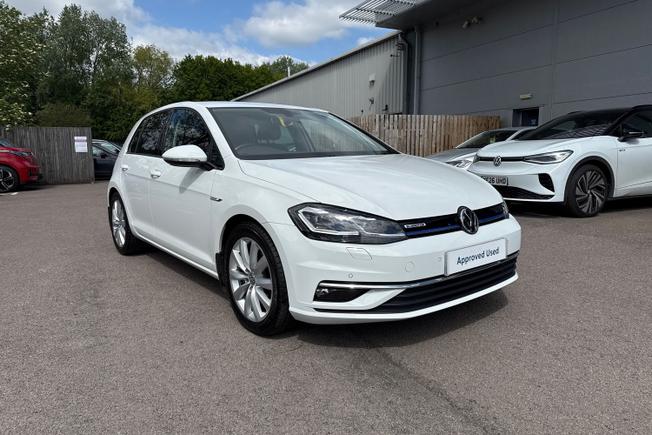 VOLKSWAGEN Golf Photo 21