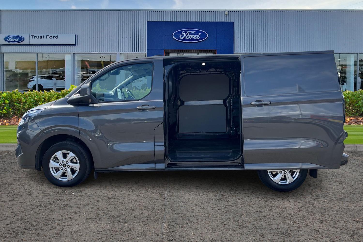 Ford TRANSIT CUSTOM Photo 4