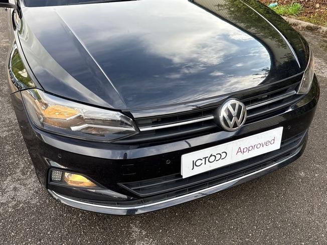 VOLKSWAGEN Polo Photo 29
